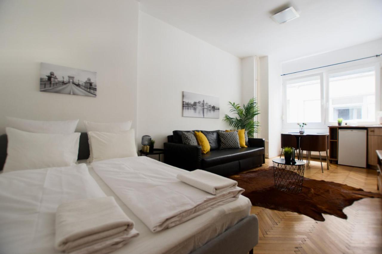 Standard Apartment By Hi5 - Petofi 12 Budapest Luaran gambar