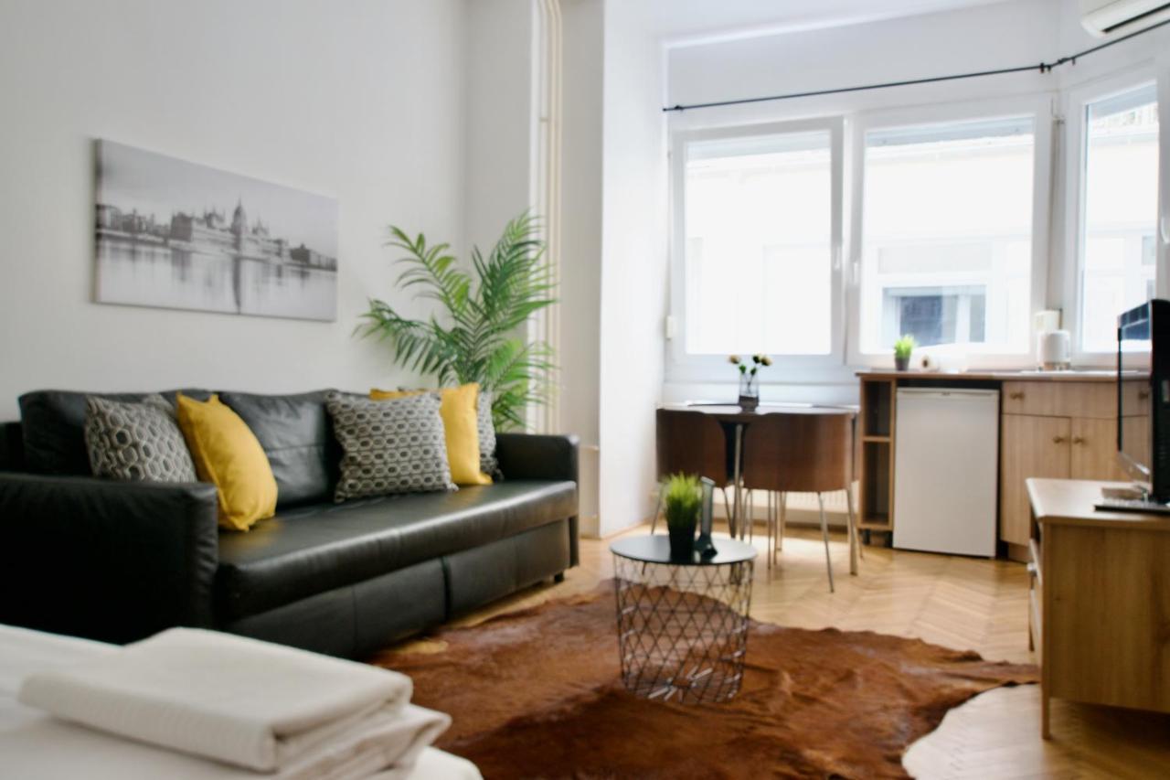 Standard Apartment By Hi5 - Petofi 12 Budapest Luaran gambar
